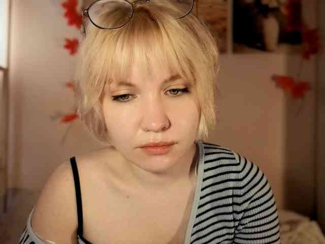 LadyAnny webcam