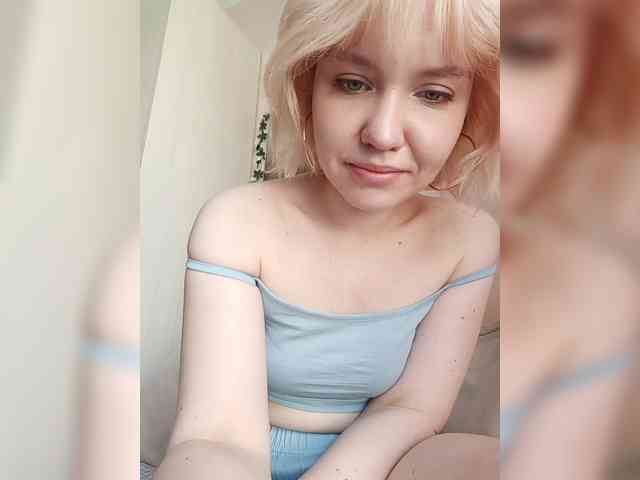 LadyAnny webcam