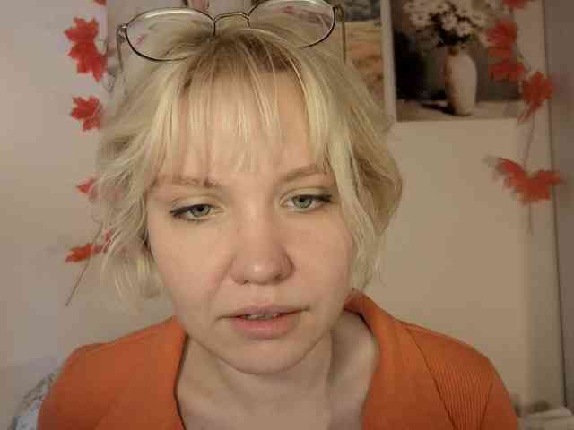 LadyAnny webcam