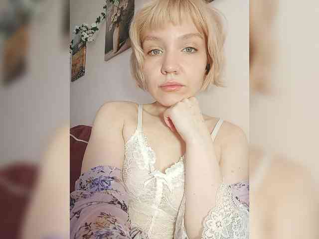 LadyAnny webcam