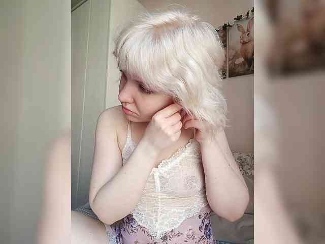 LadyAnny webcam