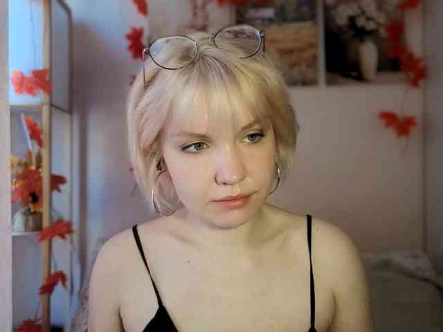 LadyAnny webcam