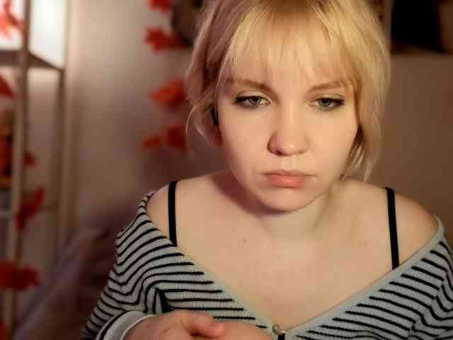 LadyAnny webcam