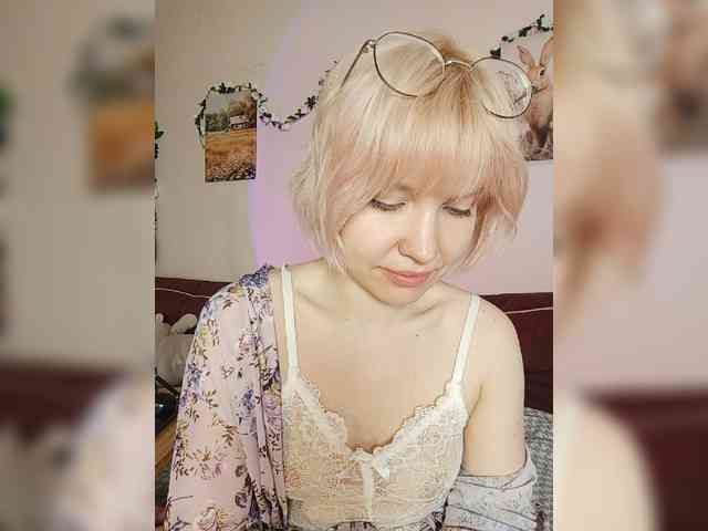LadyAnny webcam