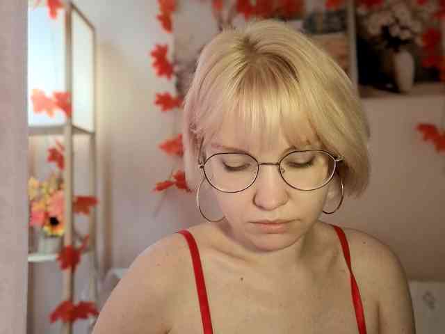 LadyAnny webcam