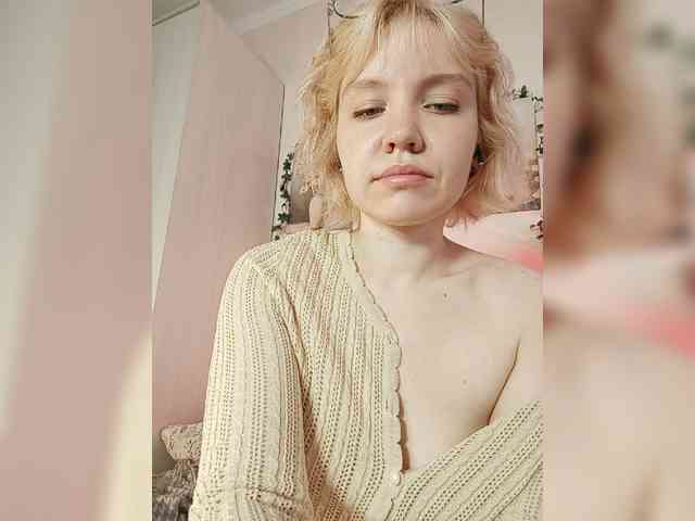 LadyAnny webcam