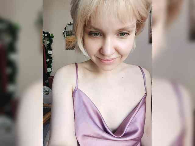LadyAnny webcam