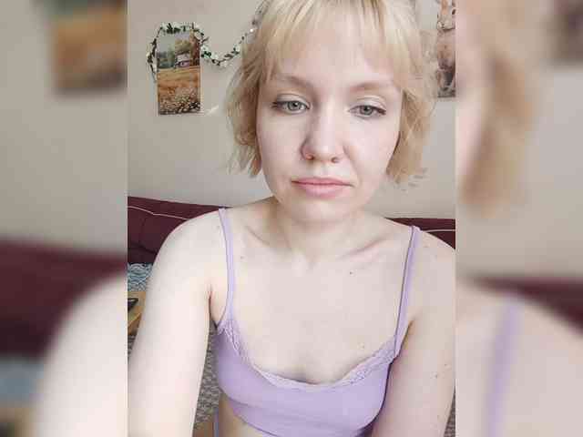 LadyAnny webcam
