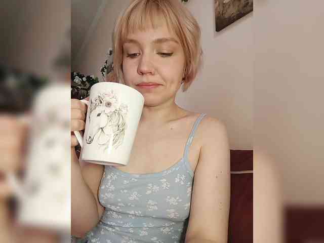 LadyAnny webcam