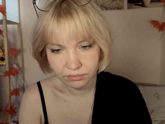 LadyAnny webcam
