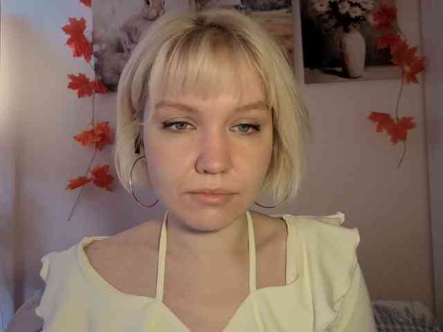 LadyAnny webcam