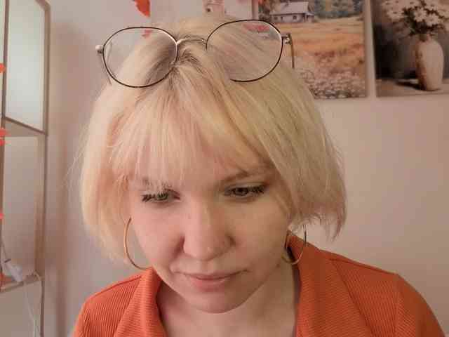 LadyAnny webcam