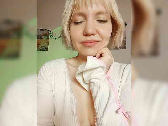 LadyAnny webcam