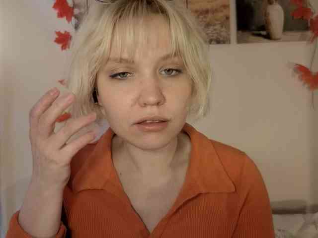 LadyAnny webcam