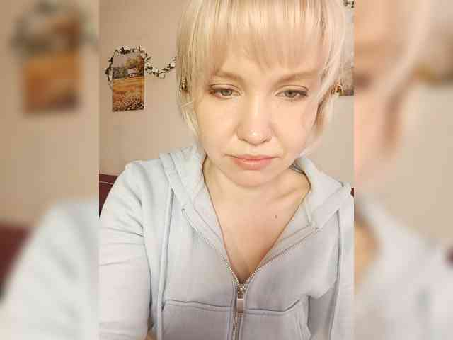 LadyAnny webcam