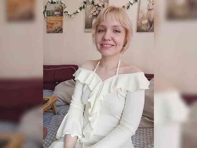 LadyAnny webcam