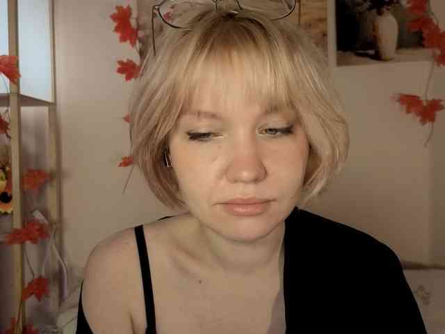 LadyAnny webcam