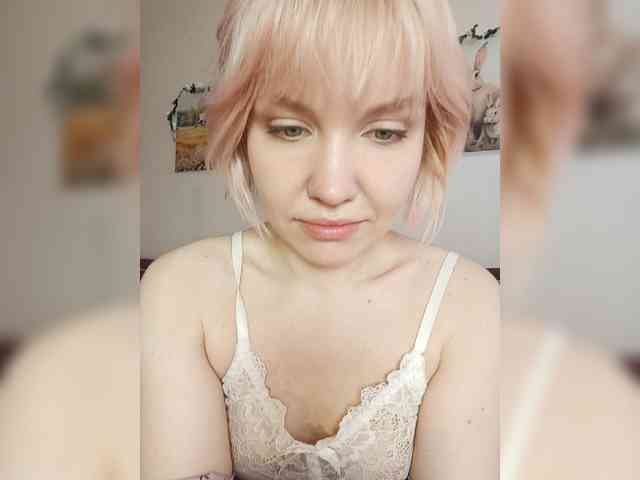 LadyAnny webcam