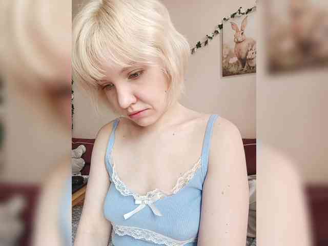 LadyAnny webcam