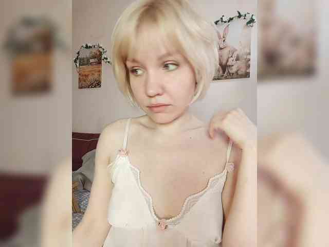 LadyAnny webcam