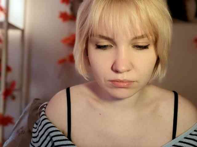 LadyAnny webcam