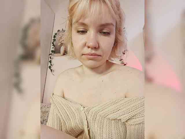 LadyAnny webcam