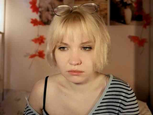 LadyAnny webcam