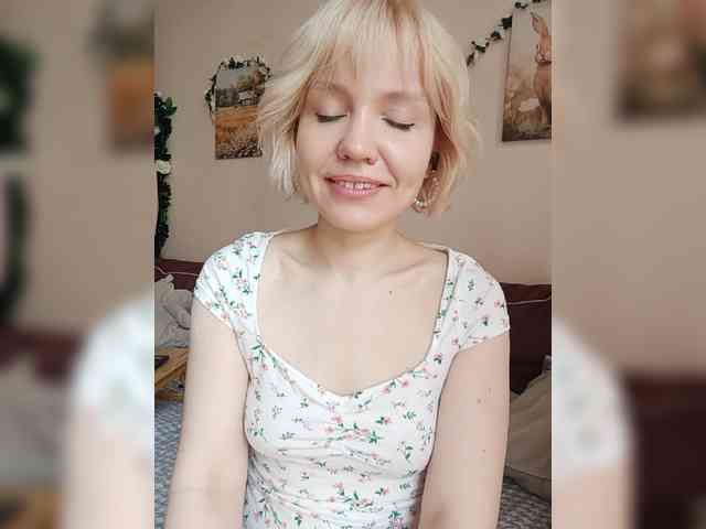 LadyAnny webcam