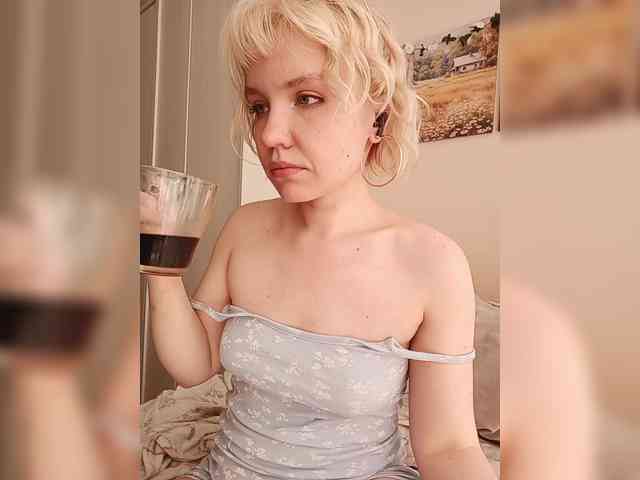LadyAnny webcam