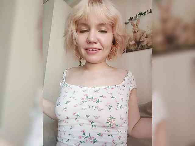 LadyAnny webcam