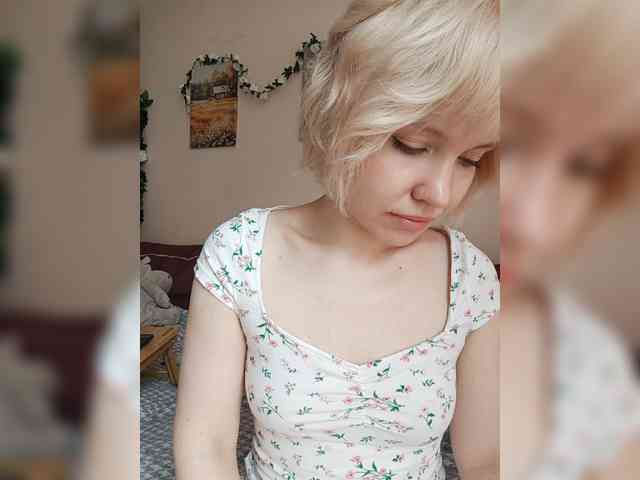 Tikoffka Live Webcam on BongaCams