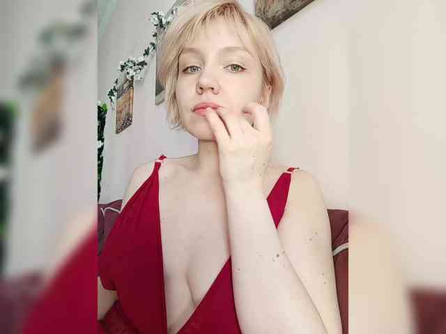 LadyAnny webcam
