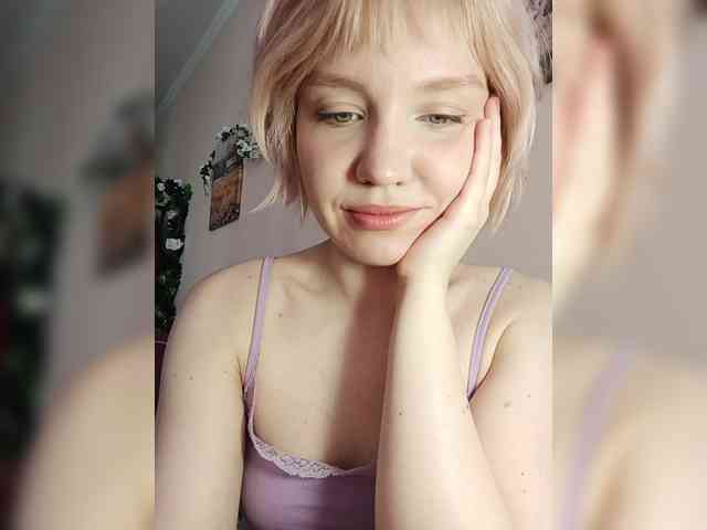 LadyAnny webcam