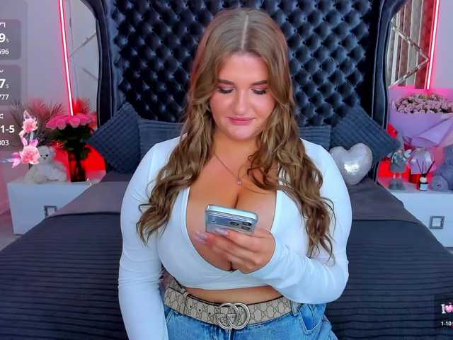 Adele-sugar live cam on BongaCams