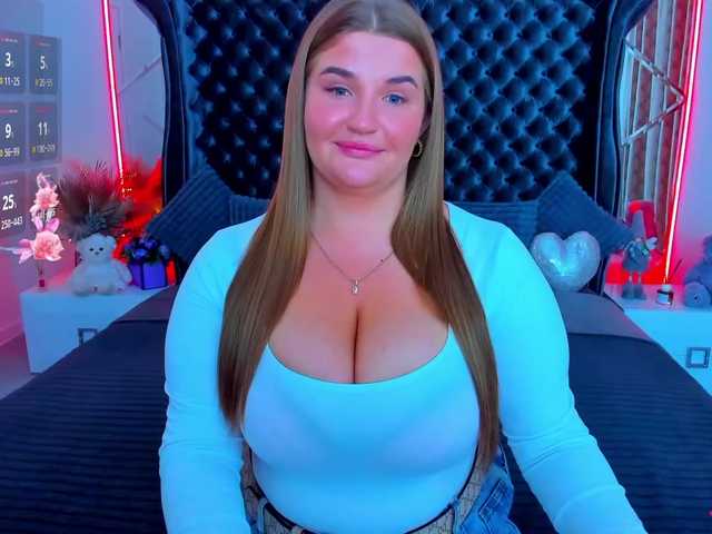 Adele-sugar live cam on BongaCams
