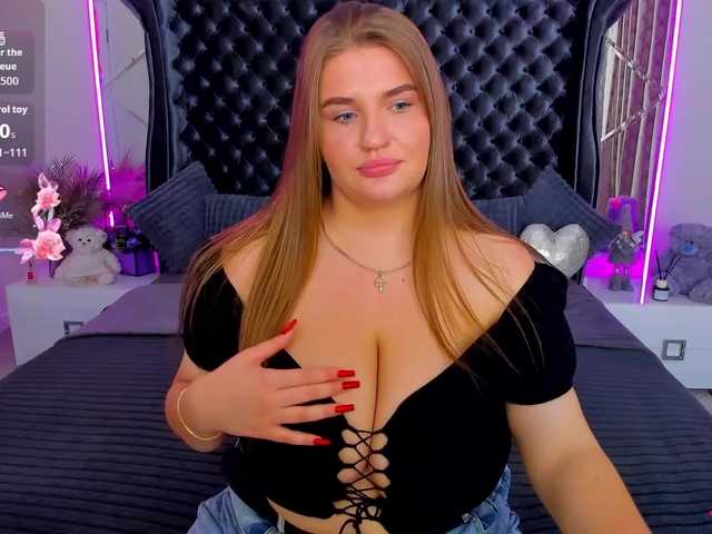 Adele-sugar live cam on BongaCams
