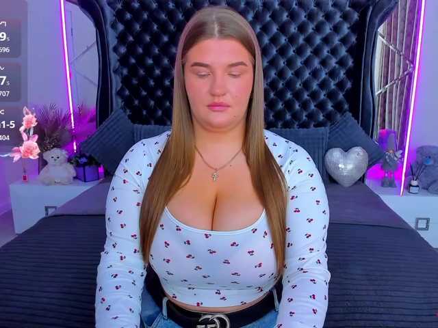 Adele-sugar live cam on BongaCams