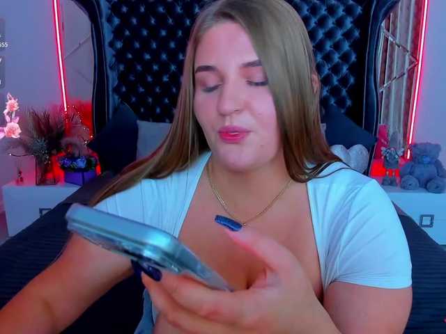 Adele-sugar live cam on BongaCams