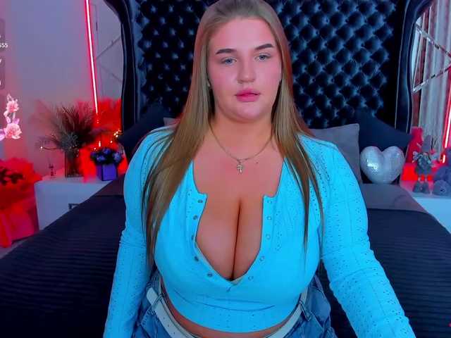 Adele-sugar live cam on BongaCams