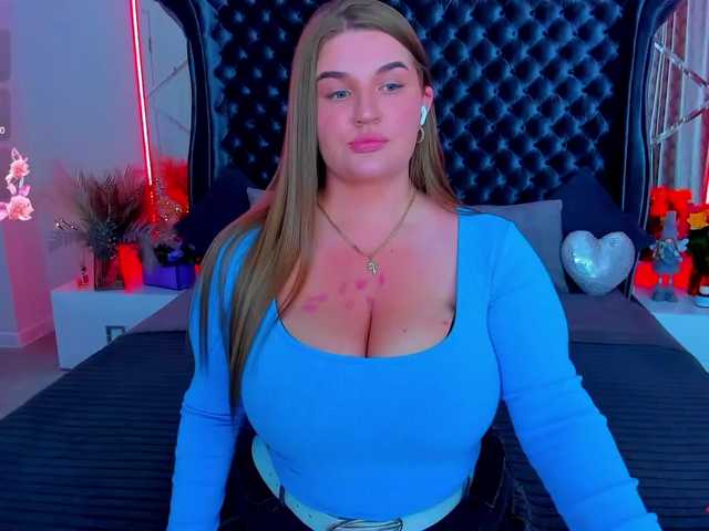 Adele-sugar live cam on BongaCams