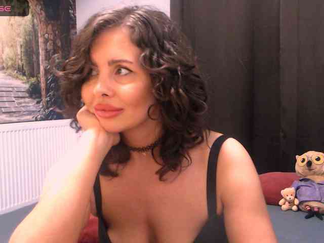 sofialiuba Live Webcam on BongaCams