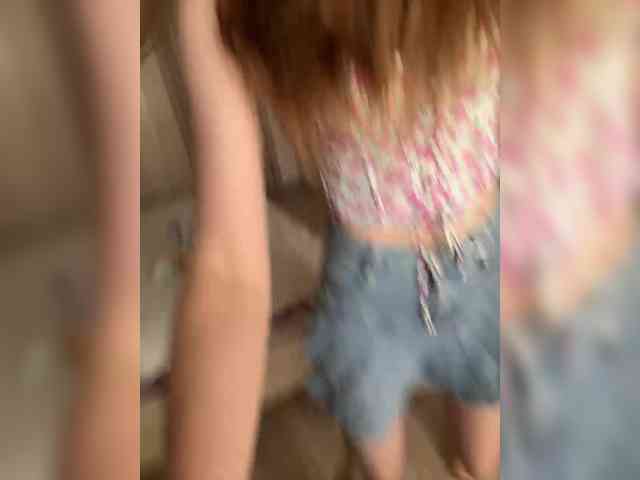 LornaParty webcam