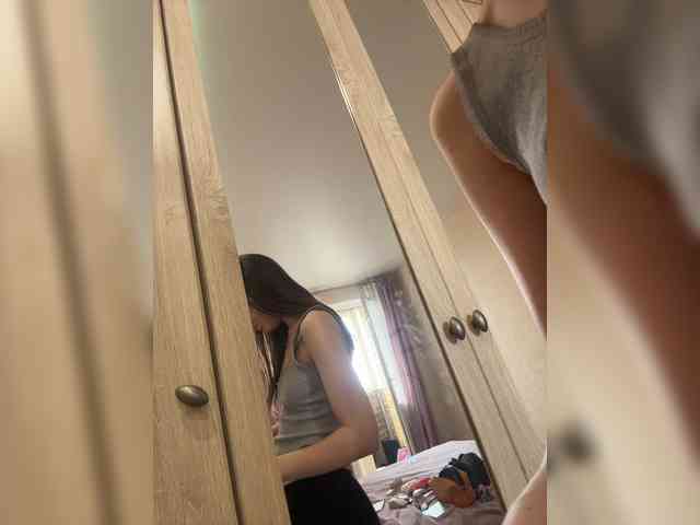 LornaParty webcam
