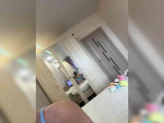 LornaParty webcam