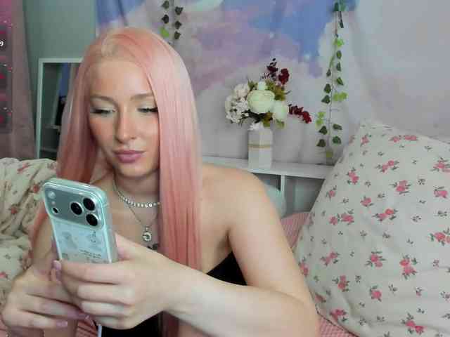 ghostgirl1 webcam