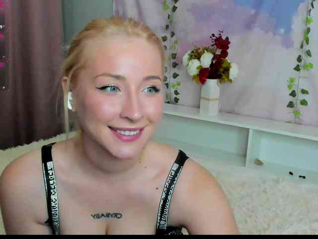 ghostgirl1 webcam