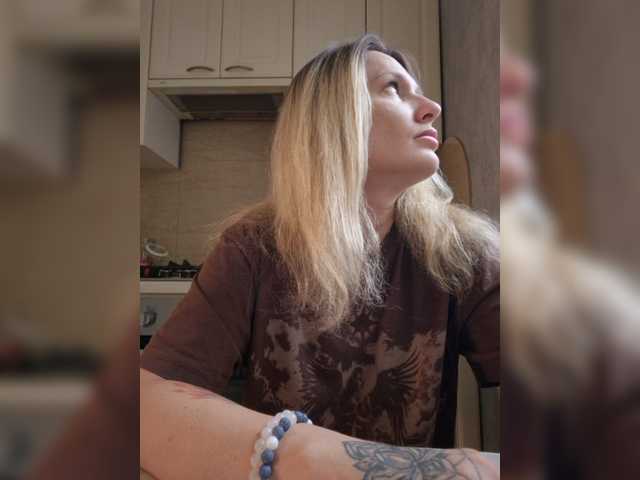 kykyshe4ka live cam on BongaCams