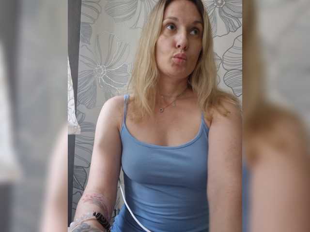 kykyshe4ka live cam on BongaCams