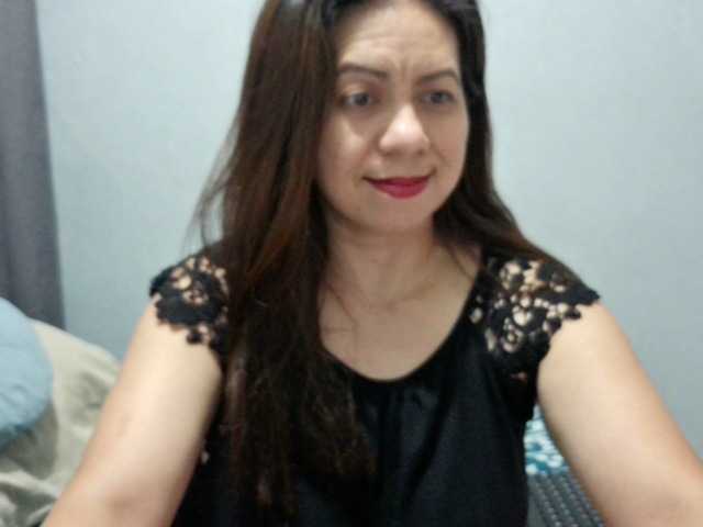 Scarletteb live cam on BongaCams