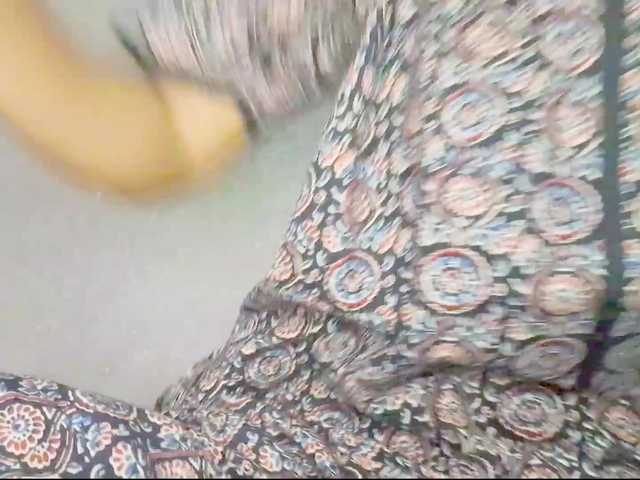 Nidhilove live cam preview